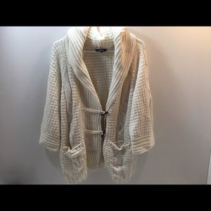 Women’s Knit Hooded Sweater Size L